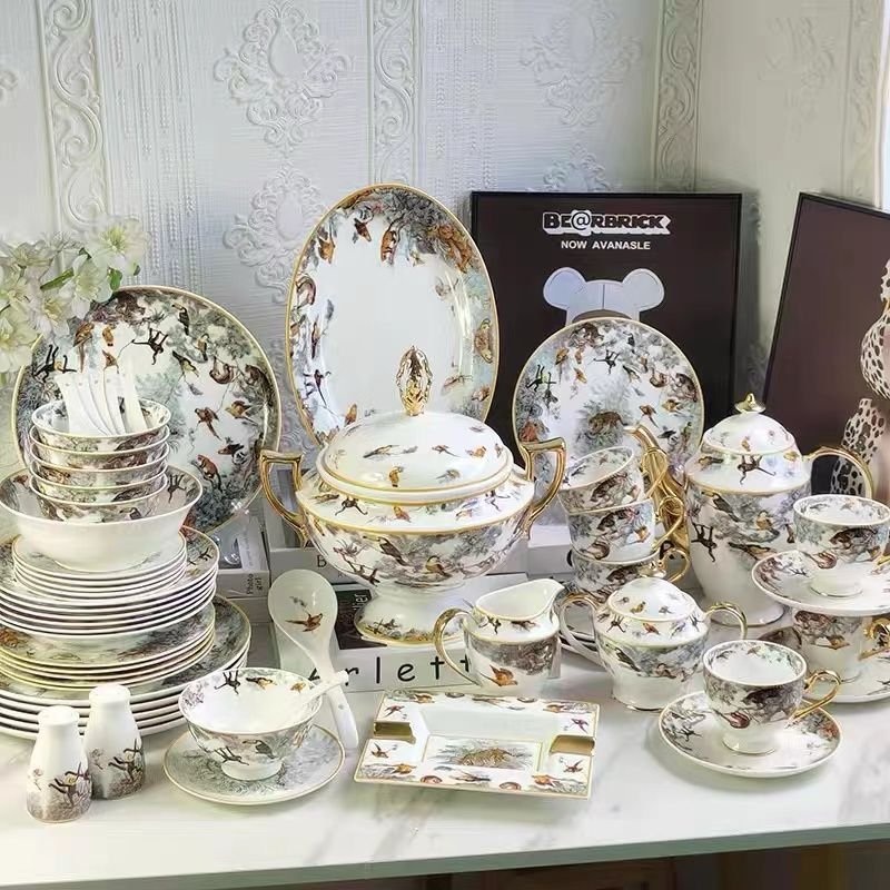 Hermes dinner set Carnets D Equateur Birds Set of 56 pieces